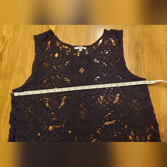 Beautiful Lace Tank Top - Picture 10 of 11